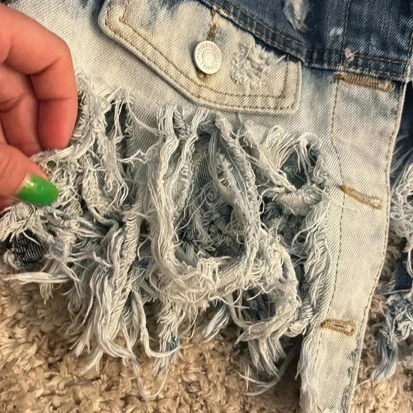 Thrill jeans distressed half jean jacket - Picture 3 of 4